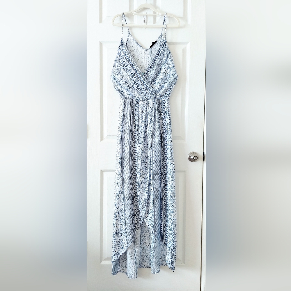 Olivaceous Paisley Print Tulip Hem Maxi Dress